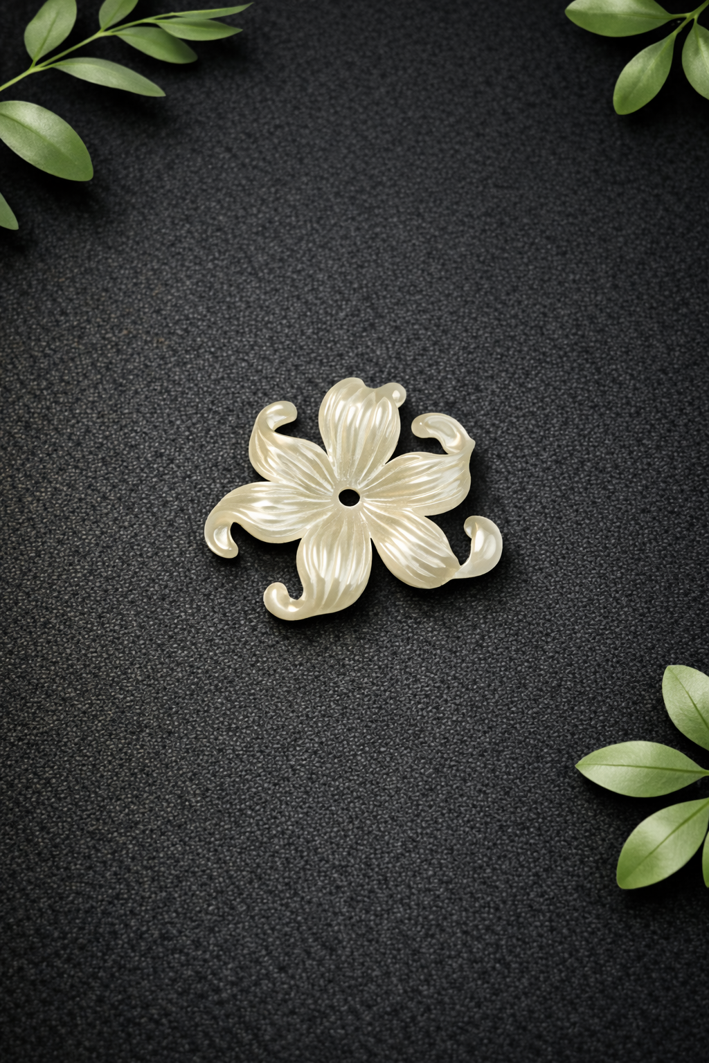 Designer Pearl Button - ( B032)